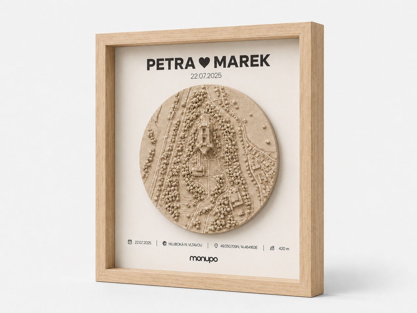 Menší formát — artefakt 25 × 25 cm